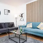 Cozy 3-Bedroom Flat Opposite Forest Recreation Ground