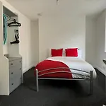 Modern Studios In Heart Of Nottingham