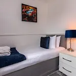 Charming 3-Bed Home In Nottingham - Prime Location