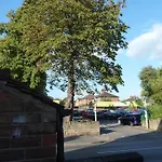 Cosy Entire House In Central Sherwood