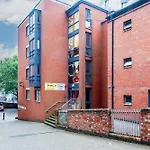 Varsity City - 6-Bed In Nottingham City Centre