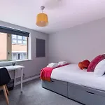 Varsity City - 6-Bed In Nottingham City Centre
