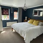 Spacious Four Bed Detached Home In Nottingham