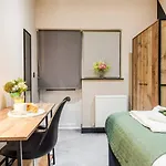 2Br Central Nottingham Flat Wi-Fi Parking Sleeps