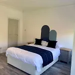 M4M Rooms-Ng7 6Pd Room 2