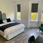 M4M Rooms-Ng7 6Pd Room 2