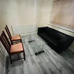 4 Bed Room House Near Ntu Clifton Campus