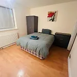 4 Bed Room House Near Ntu Clifton Campus