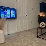 1 Bed Luxury Apartment