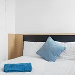 Felstead Road The Luxe Escape