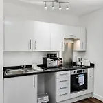 Church Street Flat 11 - Minimalist Studio In Basford