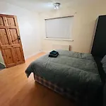 Double Room Near Clifton Campus Shared Bathroom & Kitchen