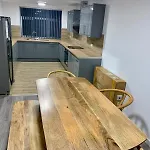 M4M Rooms- Ng8 5Np Room 1