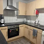 Budget Friendly Room In Nottingham Near City Centre