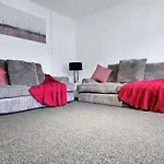 The Nottingham Getaway, Luxury Home With Secure Parking