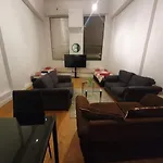 City Centre 2 Double Bedrooms Duplex Apartment With 6 Proper Beds - Most Central Location, Close To Victoria Centre Shopping Centre With Two Bathrooms And Kitchen In Thurland Street - Parking Five Pounds A Day, Cars And Vans