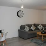 Modern 3-Bed Home With Garden