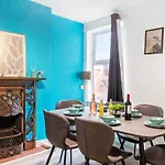 The Standhill Lodge