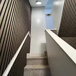 2-Br Flat In Nottingham, Newly Furnished & Great Location
