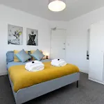 K Suites - Hucknall Lane