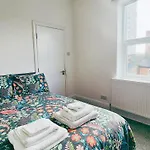 The Burford Hideaway