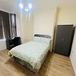 Double Room Near Railway Station & Football Ground 88
