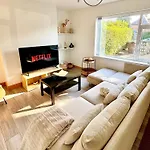 Fortune Havens- Book Entire 3Bdr Home Or Private Rooms