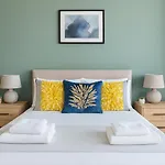 Outstanding & Modern Apartments In The Heart Of Camden Town