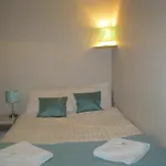 Paramount Hotel