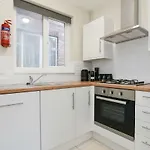 Cosy House In The Heart Of Beeston With Free Parking And Wifi