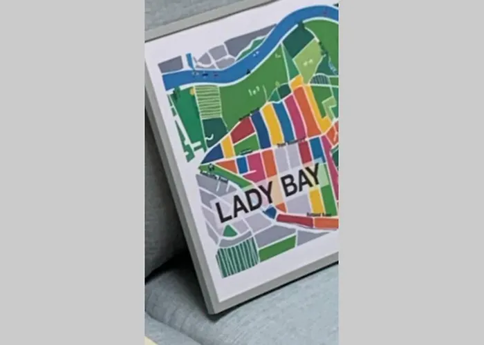 Lady Bay Apartments
