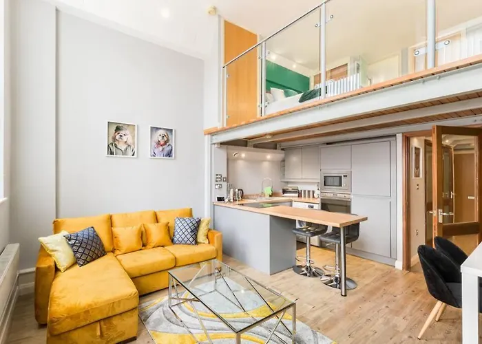 The Exquisite Duplex Of Central Nottingham