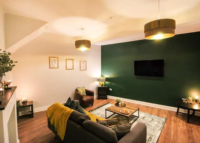 3 Bedroom City Centre Townhouse