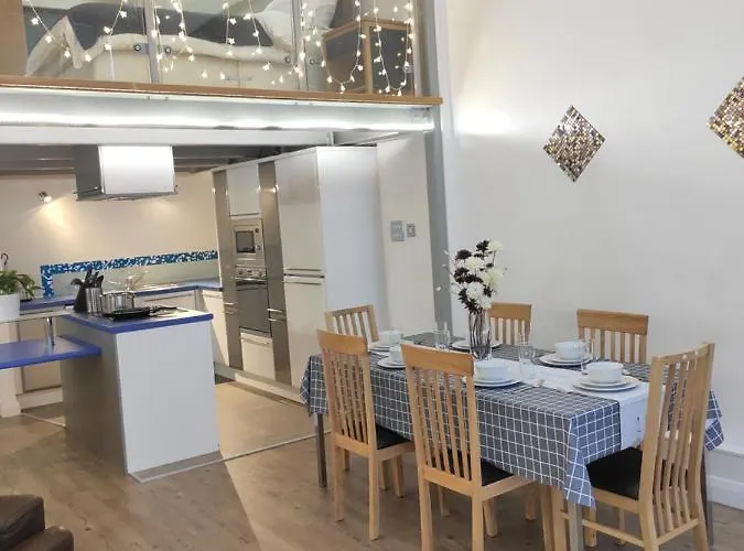 City Centre Duplex 3Rooms Apartment With Parking