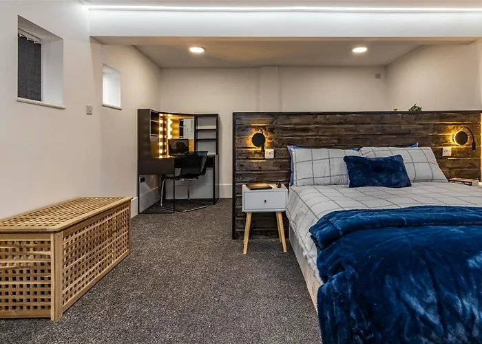 Cosy Apartment In West Bridgford, Close To Transport Links And Walking Distance To Cricket And Football