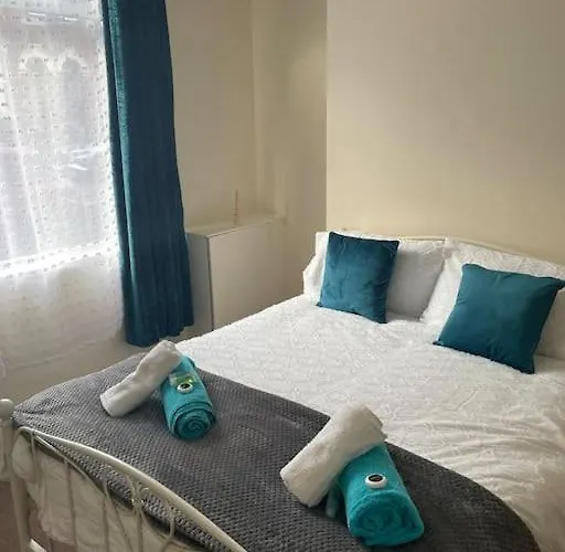 1, 38 Sneinton Hermitage Ng2 4Bs