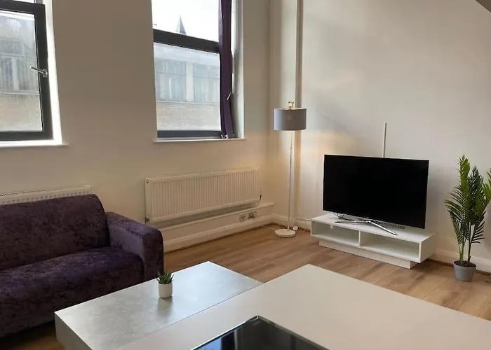 City Centre 2 Bed Duplex Flat