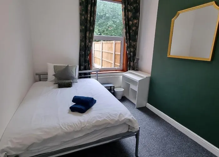 Double Room With Kitchen Facilities