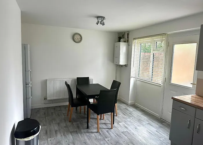Comfy Room In Nottingham