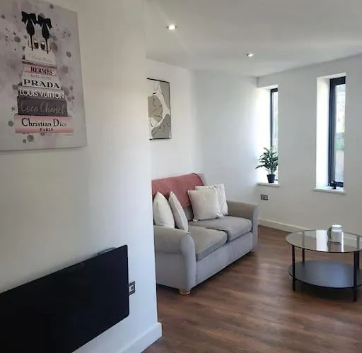 Modern Apartment Nottingham