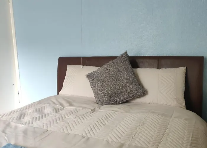 Nice 2 Bedroom House Near City Hospital