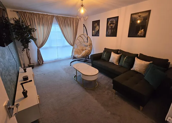 Cosy Home City Centre With Free Parking