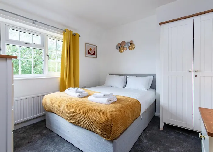 Charming 3-Bed Home In Nottingham - Prime Location