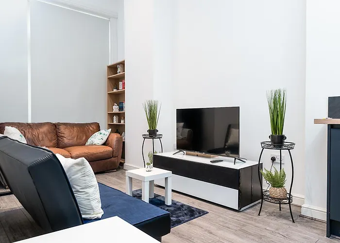 Deluxe 2 Bedroom Apartment In City Centre