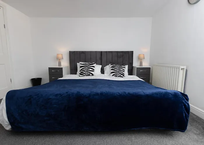 Cozy Nottingham Retreat Entire Home With 4 Bedroom