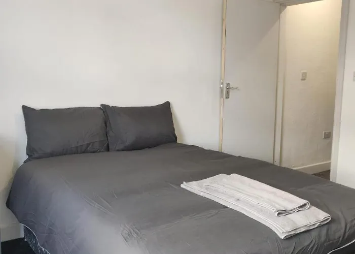 Big Double Room Plain Street