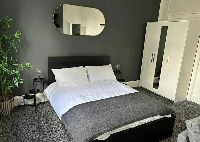 Nottingham Flat