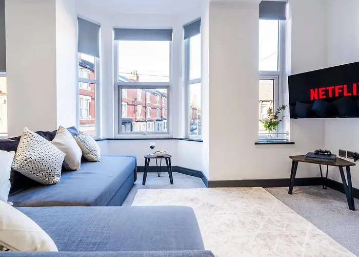 Flat #4 Forest Fields