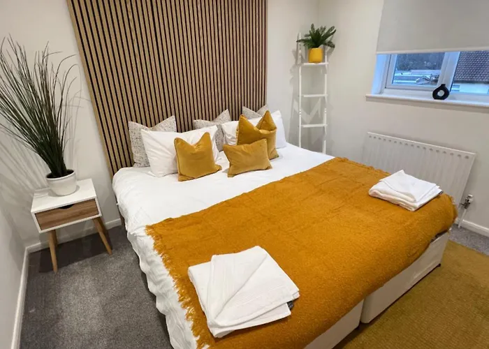Comfortable 2 Bedroom House Perfect For Business And Leisure Free Wifi Free Parking Spot