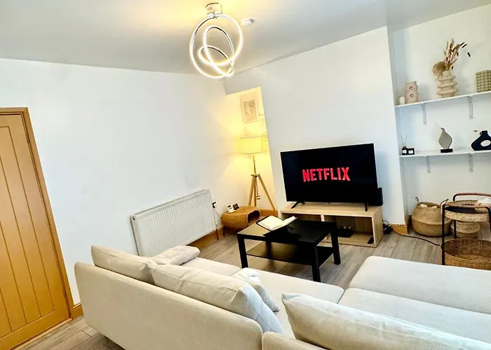 Fortune Havens- Book Entire 3Bdr Home Or Private Rooms